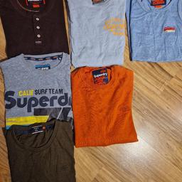 Verkaufe im Auftrag verschiede Oberteile für Männer der Marke Superdry.
T-Shirts je 12 Euro (links)
Langarmshirts je 15 Eueo (mitte)
Tanktop 10 Euro (rechts)
Kann bis nach IBK mitgenommen werden.