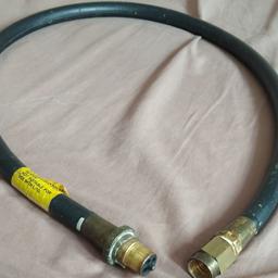 Used gas hose.

Still in good condition
But old
Collection only please from East London E14 or E3.