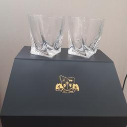 Van Deamon glasses, 2 in the box. Makes a wonderful gift for any occasion. Collection only
