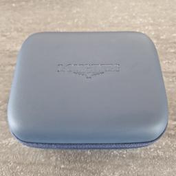 Genuine Longines Watch Case. In like new condition, dark blue in colour with protective cushioning to fit your Watch. Ideal if you don't have the genuine Longines case for your watch.

COLLECTION FROM
PR8 3NY OR POST £3.75 IT PAYMENT IS WITH PAYPAL.