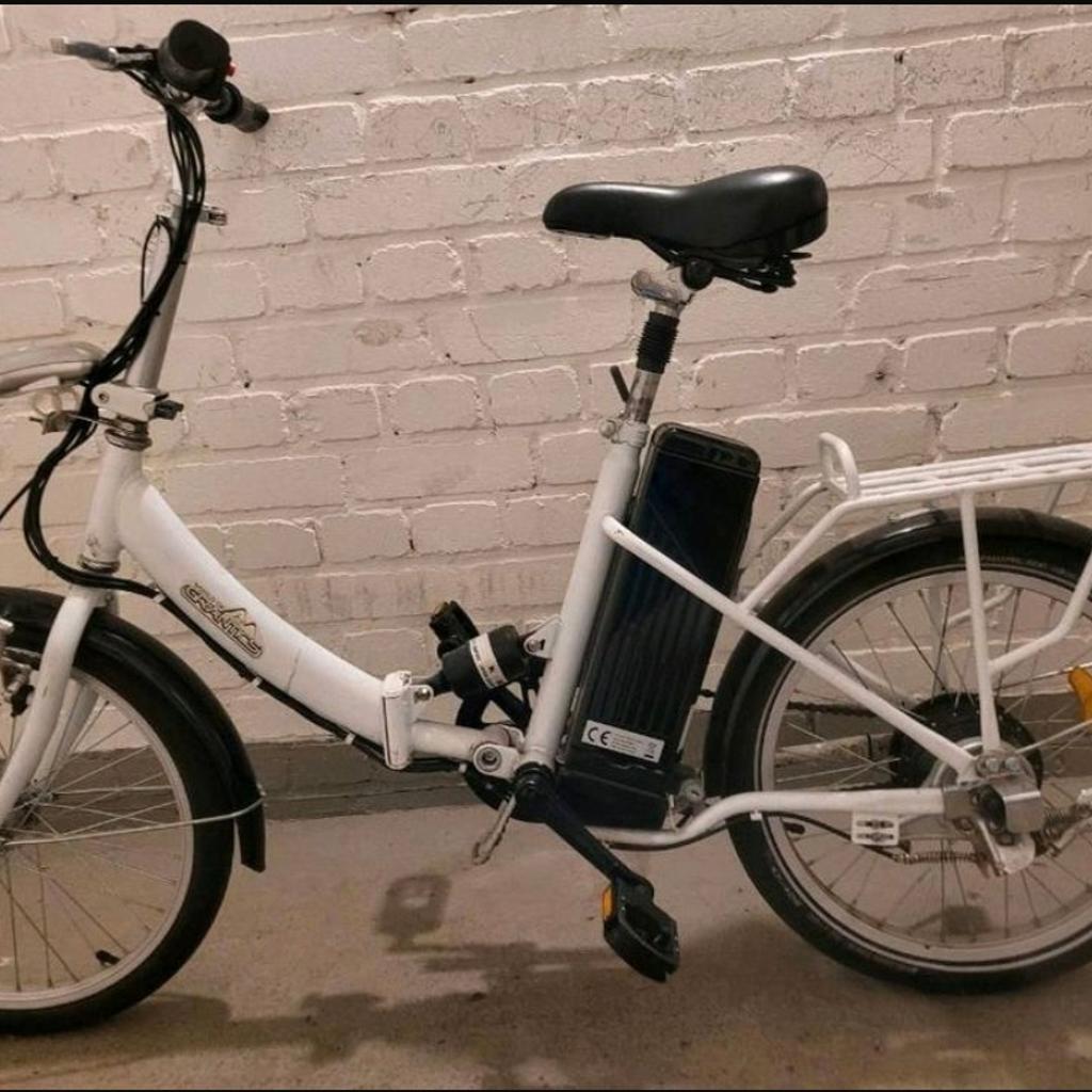 zu verkaufen oder tauschen
E-Bike Klapprad 390€ vb
E-Scooter 185€
sehr gute Zustand
tauschen liebsten Smart tv ab 115 cm oder Kuhlschrank ( Kuhlschrank muss ziemlich neu sein)lg