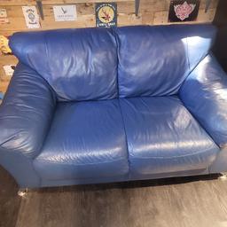blue leather sofa.
Good condition
1.5mtrs long x 0.9mtrs depth and 0.9mtrs height
free for collection only
