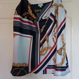 River Island top size 10 gc pick up only Heckmondwike please see my other post thanks