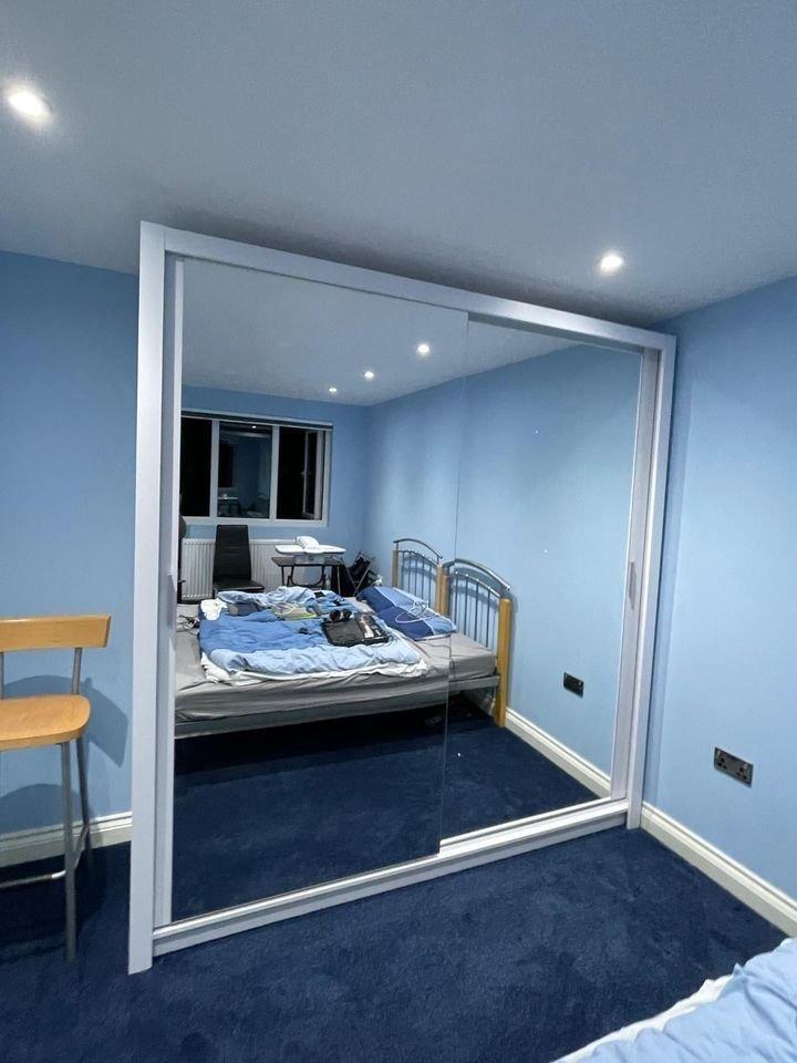 EYE CATCHING WARDROBE AVAILABLE 20 OFF in M16 Stretford für £ 229,00