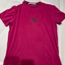 Shirt von Calvin Klein in M

Wie immer: Versandkosten extra, Privatverkauf, keine Garantie, Gewährleistung, Rücknahme oder Haftung 

#shirt #tshirt #calvin #klein #jeans 

B152