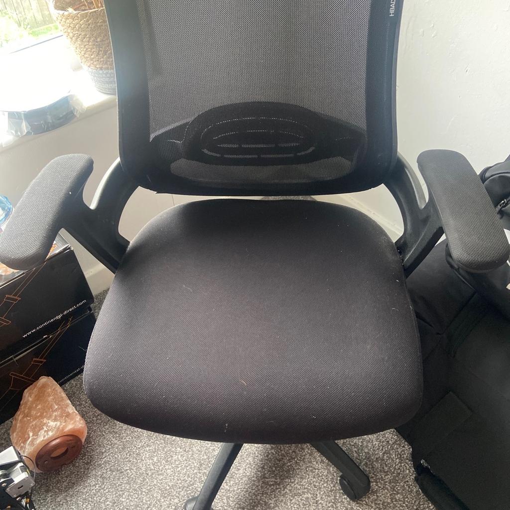 Office chair adjustable height back support