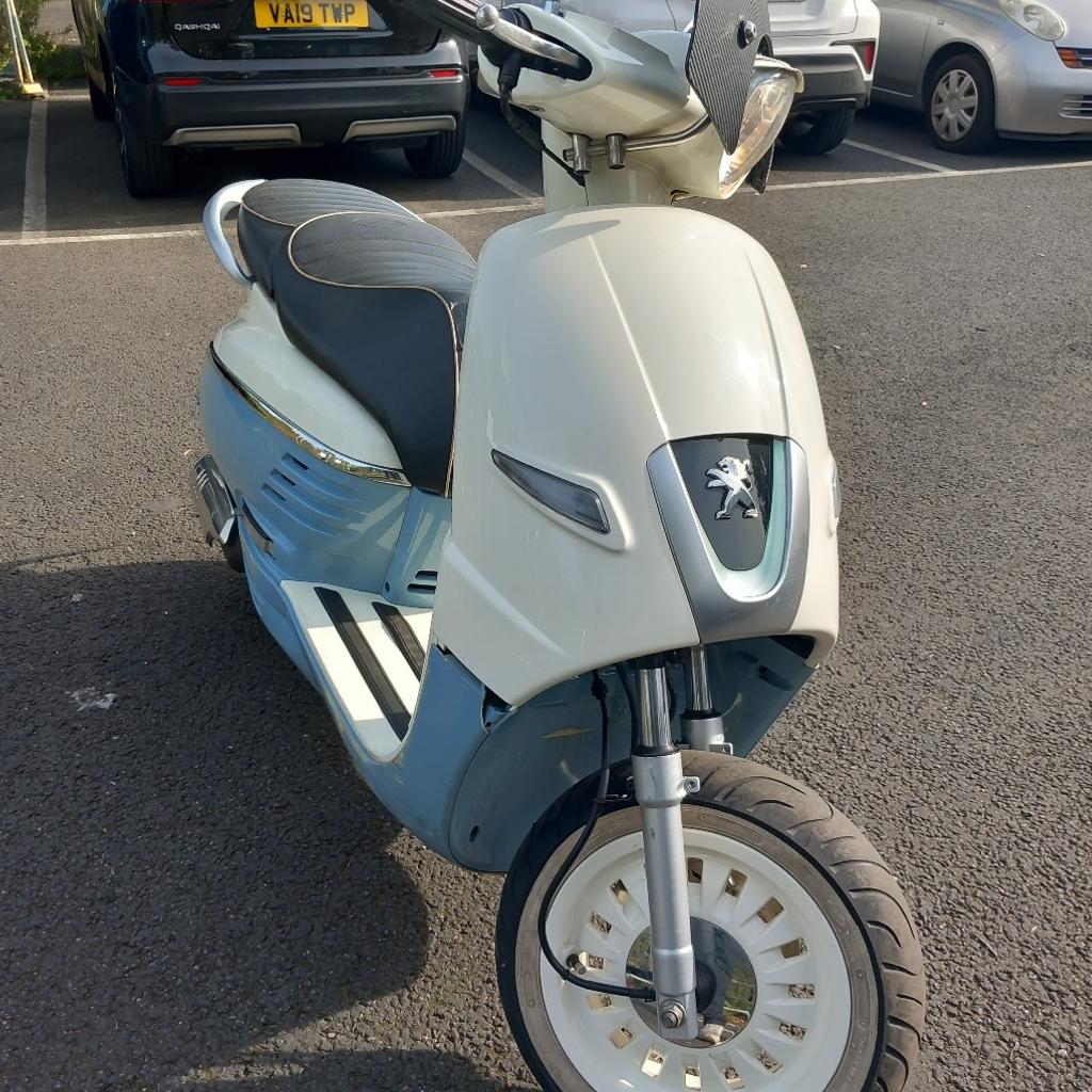 peugeot django 125cc
moped/scooter

ULEZ compliant

MOT- no advisearys

New battery

New mirrors

Comes with 2 keys

low mileage only 6700km