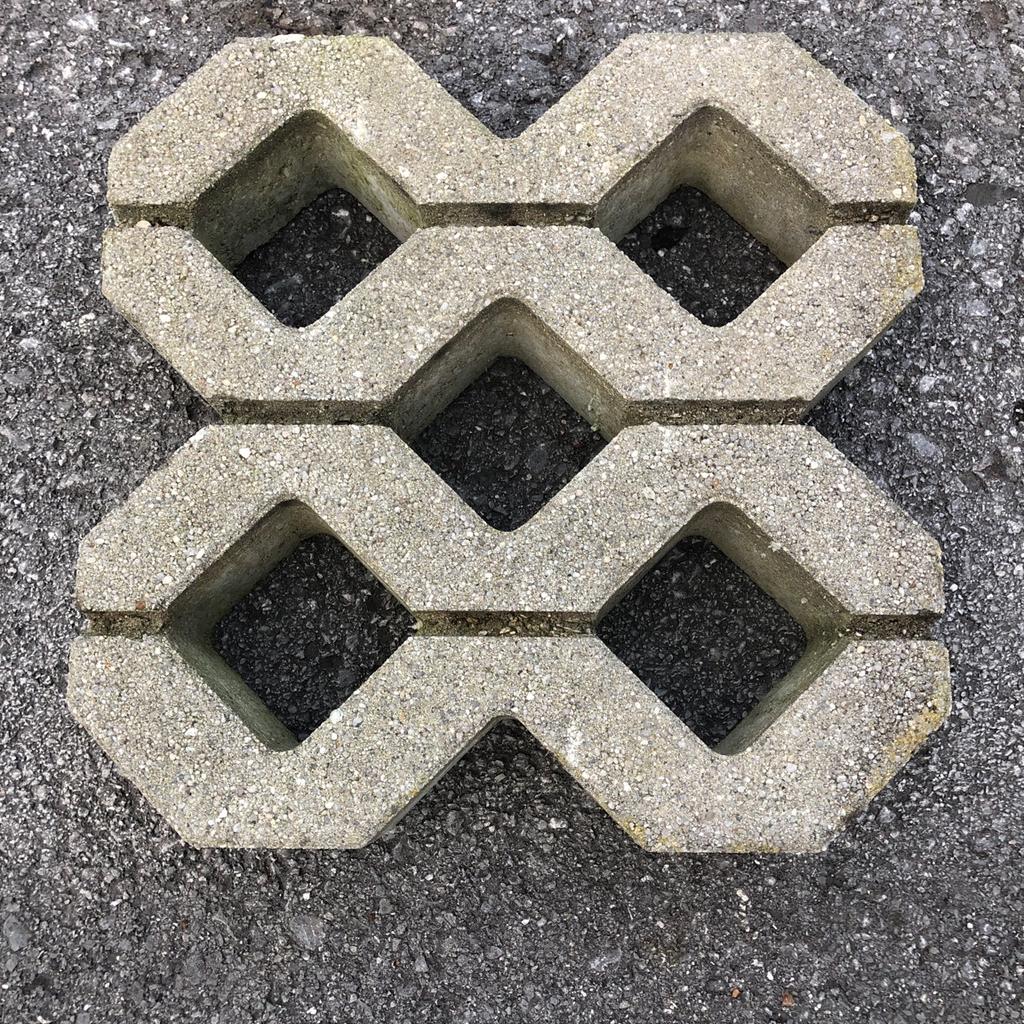 Rasengittersteine Beton in 6800 Stadt Feldkirch für gratis zum Verkauf