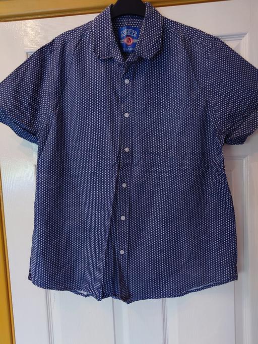 Buy & Sell Leicestershire Charnwood - Photos for Mens navy/white shirt size XL