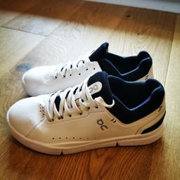 ON Sneaker THE ROGER ADVANTAGE Gr. 38,5. Schuhe wurden nur 1 Mal getragen daher wie neu.
Tierfreie und Rauchfreier Haushalt
