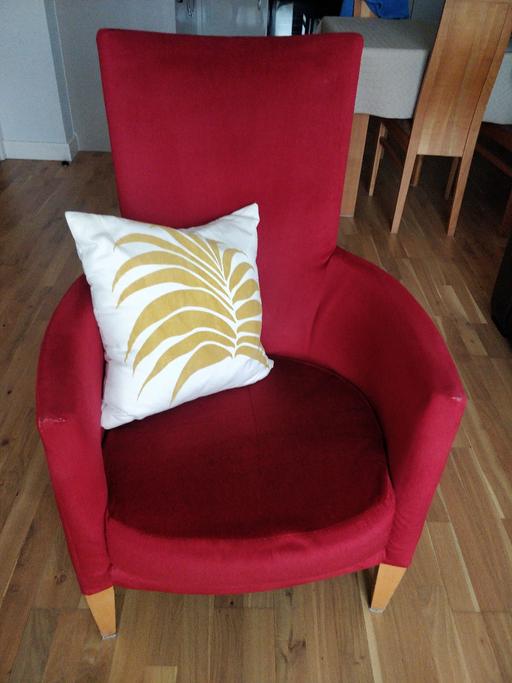 Buy & Sell Reading Reading Town Centre - Reading - Photos for Red Velvet Armchair