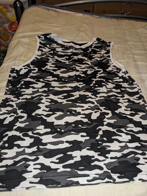 Buy & Sell Greater Manchester Bury - Photos for boys top age 9