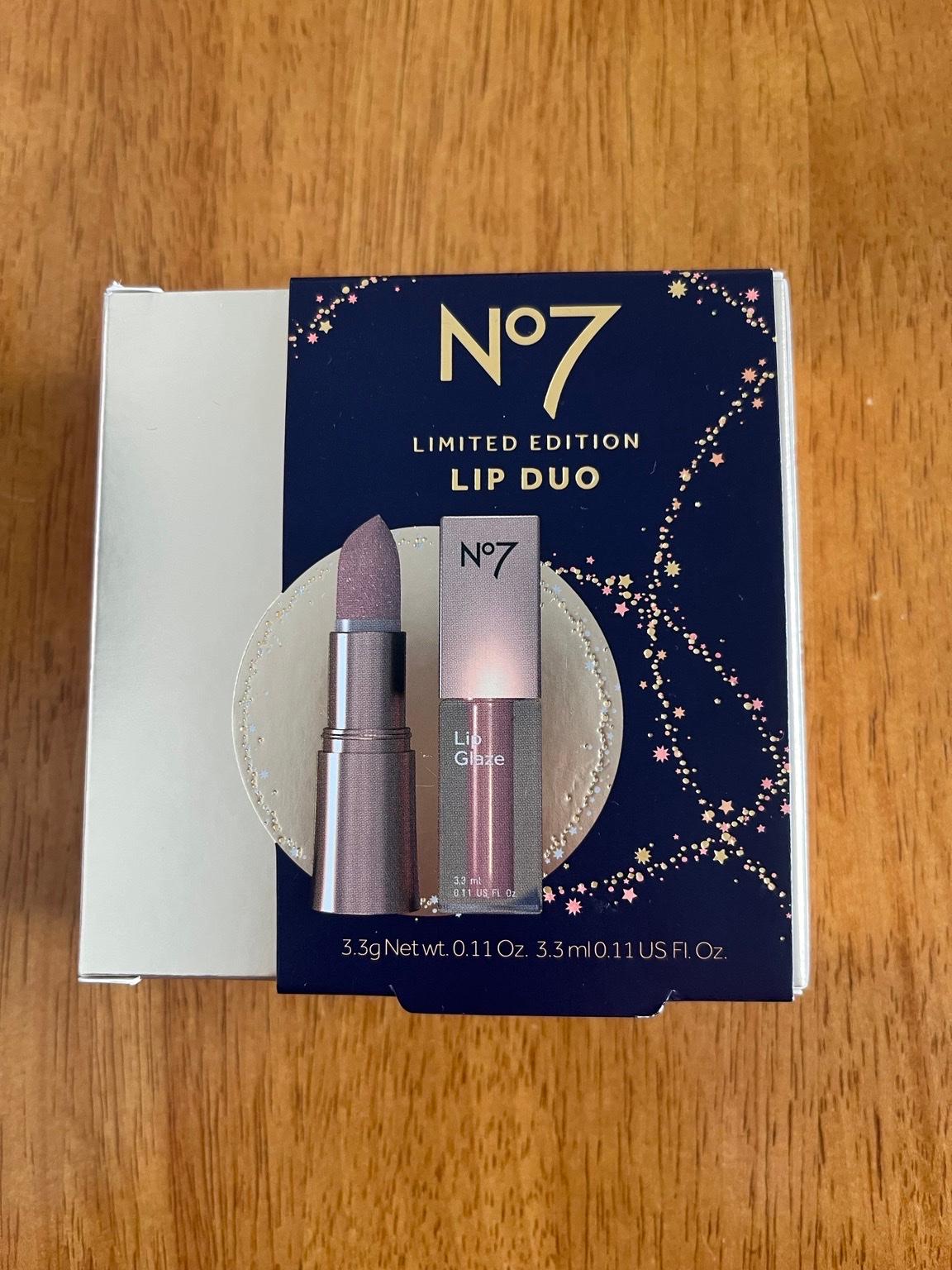 New No7 Limited Edition Lip Duo Gift Set in SW16 London für £ 10,00 zum
