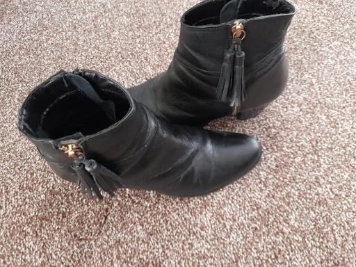 Buy & Sell West Yorkshire Kirklees - Photos for ladies leather boots size 6