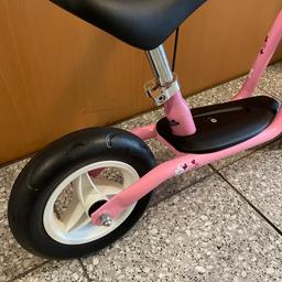 Zum Verkauf steht ein Puky Laufrad in der Farbe pink. Das Rad wurde vielleicht 5 Mal verwendet. Mit der Farbe alleine konnten wir unsere Tochter leider nicht davon überzeugen es öfters zu verwenden.

Neupreis €90,-