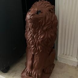 A pair of lovely solid concrete lions painted in brown

£8 each or 2 for £15. NO OFFERS