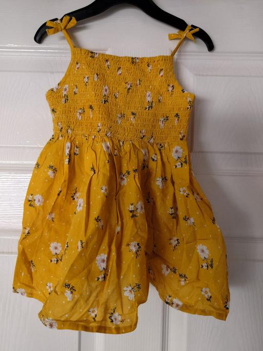 Buy & Sell Leicestershire Charnwood - Photos for Girls yellow dress size 1.5-2 years