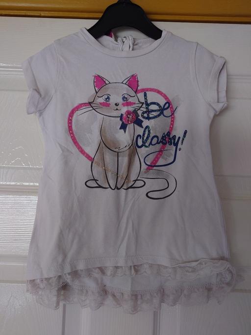 Buy & Sell Leicestershire Charnwood - Photos for Girls white top size 24 months