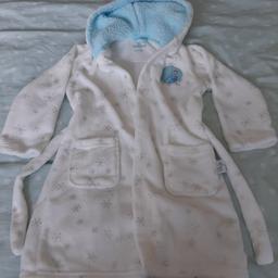 Girls 5-6 M&S Frozen dressing gown. Like new as not worn before growing out of. £5
