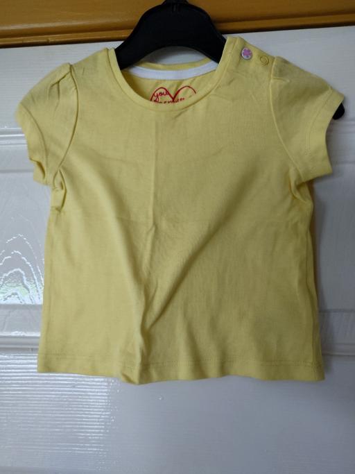 Buy & Sell Leicestershire Charnwood - Photos for Baby girls yellow top size 3-6 months