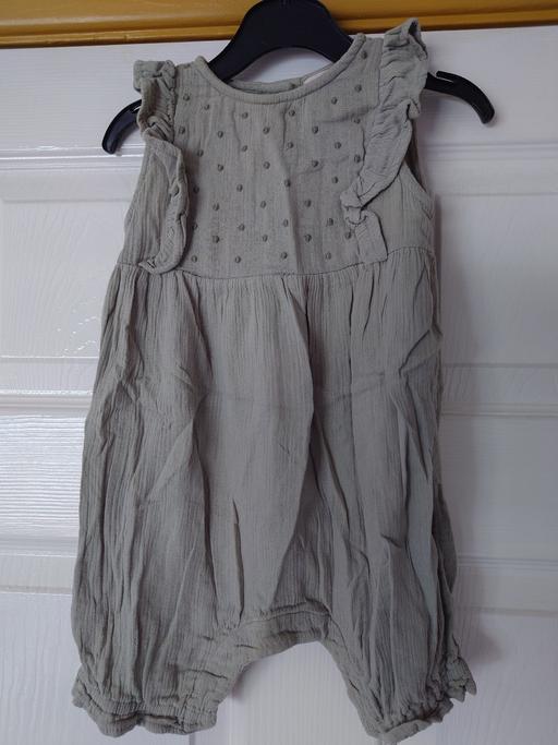 Buy & Sell Leicestershire Charnwood - Photos for Girls green romper size 12/18 months