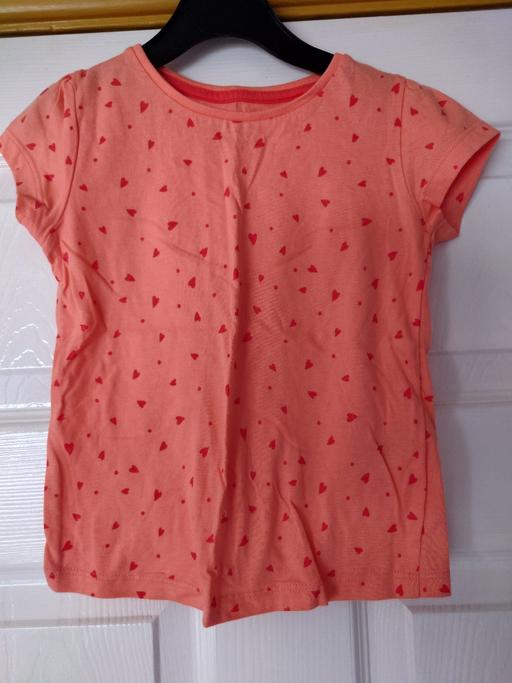 Buy & Sell Leicestershire Charnwood - Photos for Girls hearts top size 2-3 years