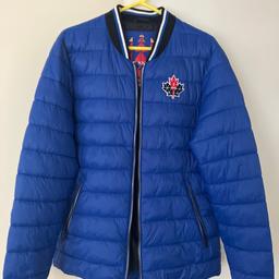 MOOSE KNUCKLES Navy Beaugrand Bomber Jacket blue size meduimn

In great condition
£100
