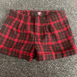 Girls short in good condition like new