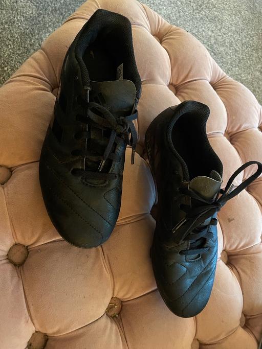 Buy & Sell Lancashire South Ribble - Photos for Black Adidas football boots, size 4