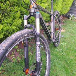 trek super fly elite 29er Cross Country hardtail Mountain bike with fox shocks front forks