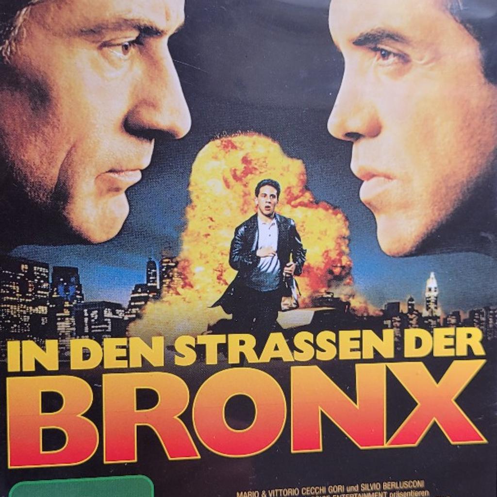 Zum Verkauf Steht die Tolle DVD:

In den Strassen der Bronx - Rob. De Niro - DVD - Wie Neu !

FILMTIP !

Sehr Guter Zustand. -
Der Film wurde nur einmal
angeschaut.
Zum Top-Preis!