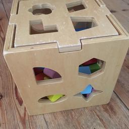 Wooden puzzle box 

Might be missing a couple of shapes

Any questions please ask for