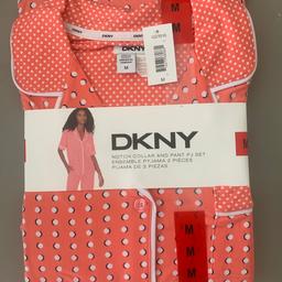 Brand new with tag on DKNY 2 Pieces Pyjama Set ( size M ) A perfect Lounge wear gift for Christmas
