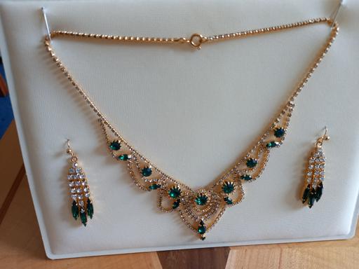 Buy & Sell East London Newham - Photos for costume Jewellery set