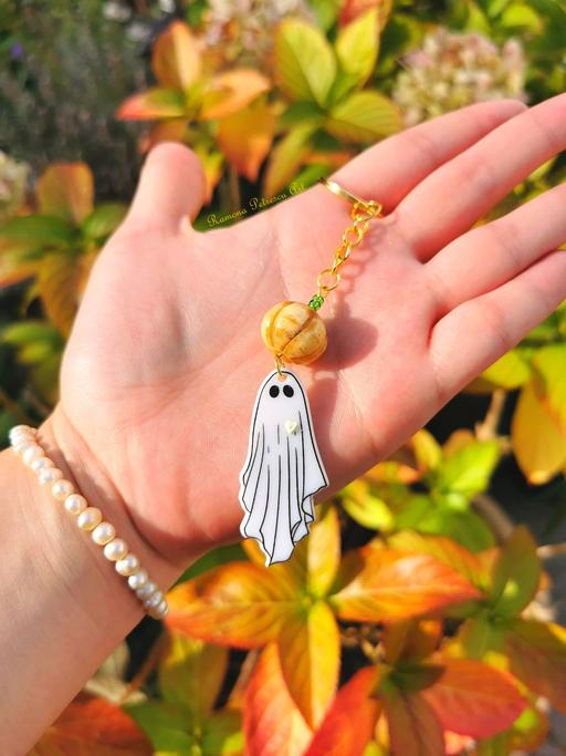 Buy & Sell West Midlands Birmingham - Photos for ✨🌿🎃Glow in the dark Pumpkin Ghost Keyring