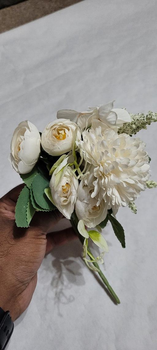 Buy & Sell East London Bow Church - DLR Station - East London - Photos for Artificial Flowers - White Peonies