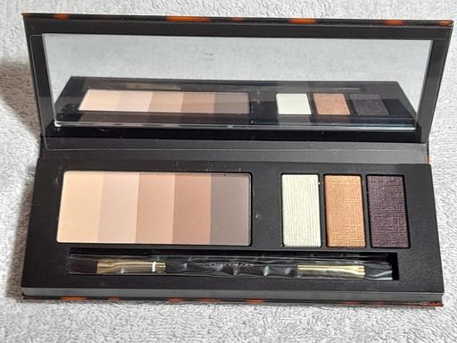 Buy & Sell North West London Brent Park - North West London - Photos for Estee Lauder Bronze Goddess Eyeshadow Palette