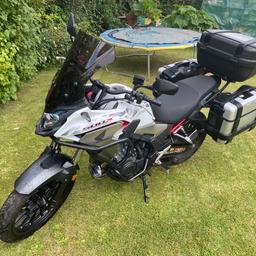 Extremely good condition and well looked after honda cb500x just 2300miles on the clock. Been garage stored its entire life. Comes with Heed Crash bars the best you can get, noco genius charger and battery maintenance kit, tinted touring windshield, custom brake reservoir, extra loud horn signal and automatic scottoiler. 2 owners bought new from Shrewsbury Honda.

Full givi trekker monokey luggage set worth £900

2 keys and extensive paperwork.