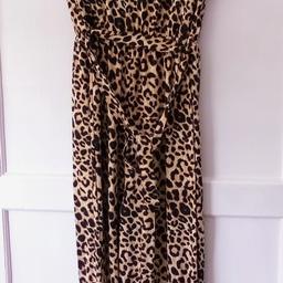 Brown Leopard Print Shirred Wide Leg Jumpsuit UK12.

Local collection preferred or can be posted out for extra costs.