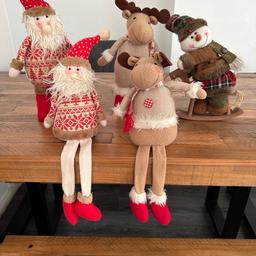 Christmas decorations bundle of Santas, Reindeers and Snowman. 

Comes from pet and smoke free home