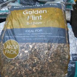 Golden flint
Decorative
Pebbles
8 -12 mm size
Ideal for
Pathways
Borders
Pond & fish friendly
Collection only
20 kg bags
Multiple bags available
Can deliver for fuel
At kerbside drop off only