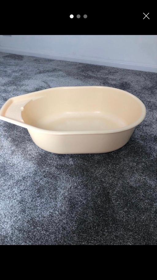 Buy & Sell West Yorkshire Kirklees - Photos for Moses basket & baby bath