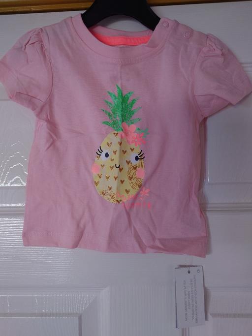 Buy & Sell Leicestershire Charnwood - Photos for Baby girls pineapple top size 9-12 months