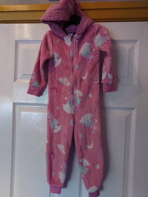 Buy & Sell Leicestershire Charnwood - Photos for Girls Peppa pig onesie size 18-24 months