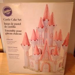 princess castle decorating kit this is a collect item only i will not post or use courier