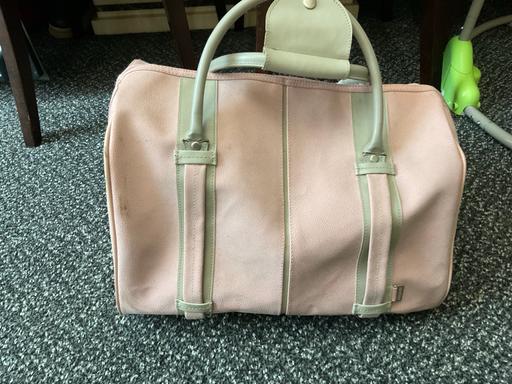 Buy & Sell Leicestershire Leicester - Photos for Used: Antler Travel Bags Pink Carry strap