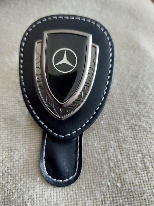 Vehicles West Midlands Birmingham - Photos for Mercedes sun visor glasses clip