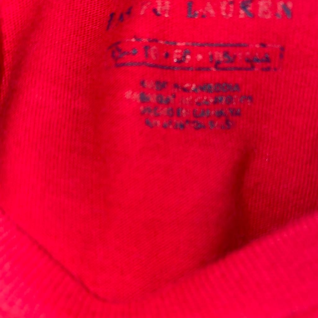 Genuine item.
Red Ralph Lauren Mens T shirt.
I think this is a large but info worn off ! Priced to reflect this.
I have lots of other items for sale - am happy to combine postage.