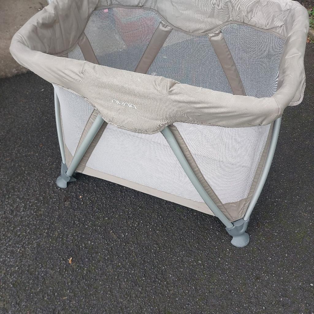 Nuna travel cot in B90 Solihull für £ 15,00 zum Verkauf Shpock AT