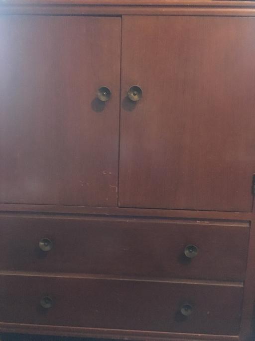 Buy & Sell Torfaen - Wales Pentwyn - Torfaen - Photos for Old wooden cupboard with drawers